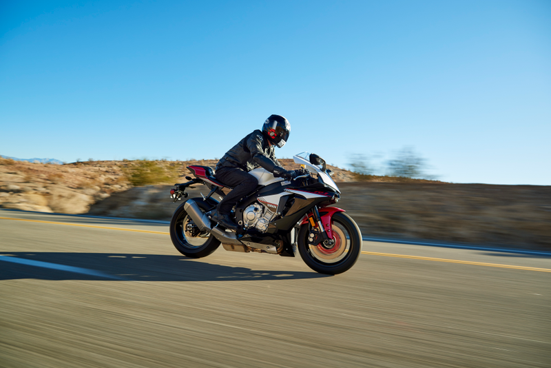 Illustration for article titled This Is The 2016 Yamaha R1S And You Should Buy It Instead Of The R1